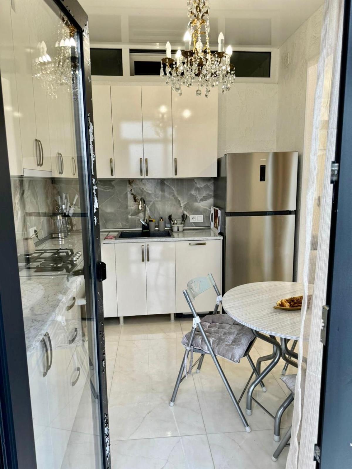 Apartment Den House Tbilisi