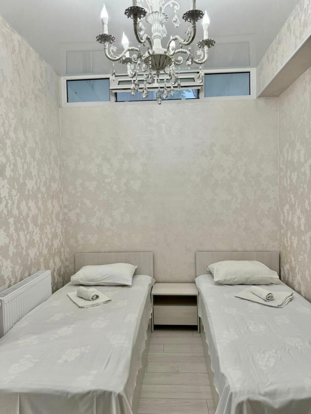 Апартаменти Den House Тбілісі